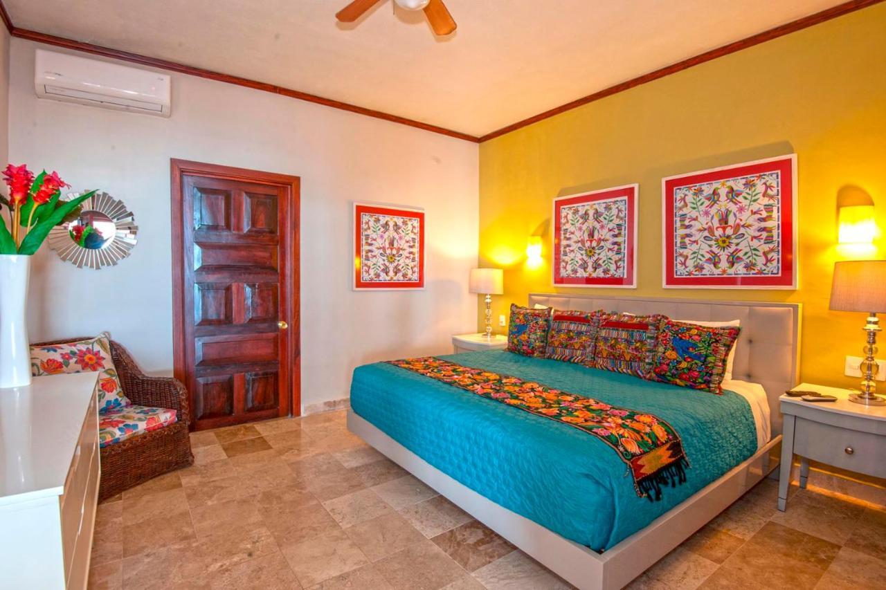 Vallarta Shores Beach Hotel プエルトバラータ エクステリア 写真