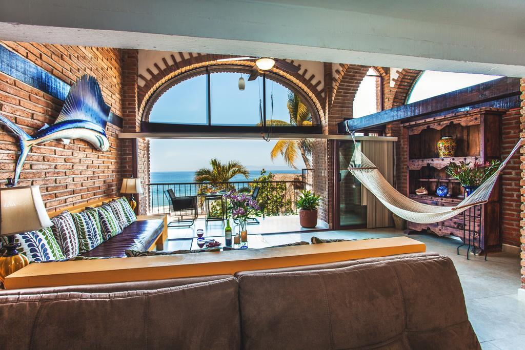 Vallarta Shores Beach Hotel プエルトバラータ エクステリア 写真