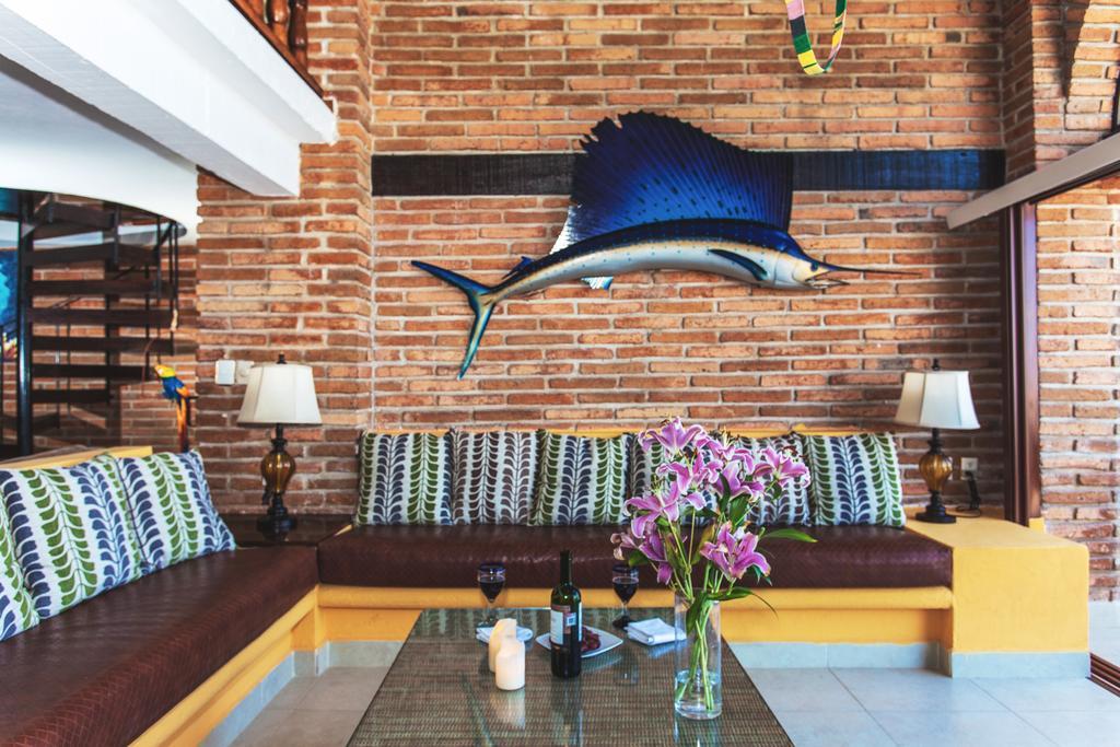 Vallarta Shores Beach Hotel プエルトバラータ エクステリア 写真